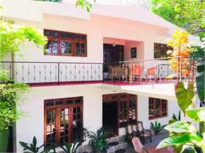 Гостиница Kandy Shady Trees Villa  Канди